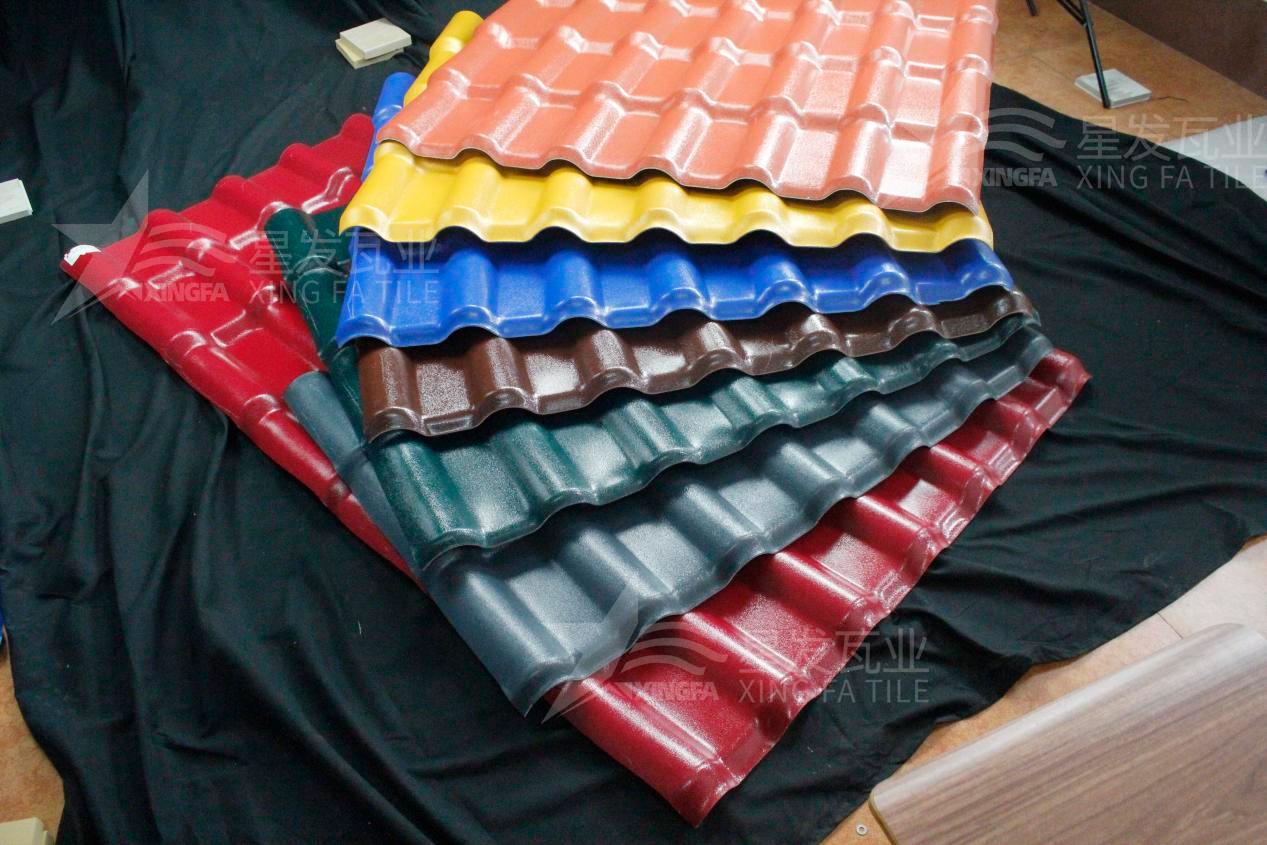 防腐屋面瓦廠家生產的樹脂瓦有哪3大必不可少的優(yōu)點？