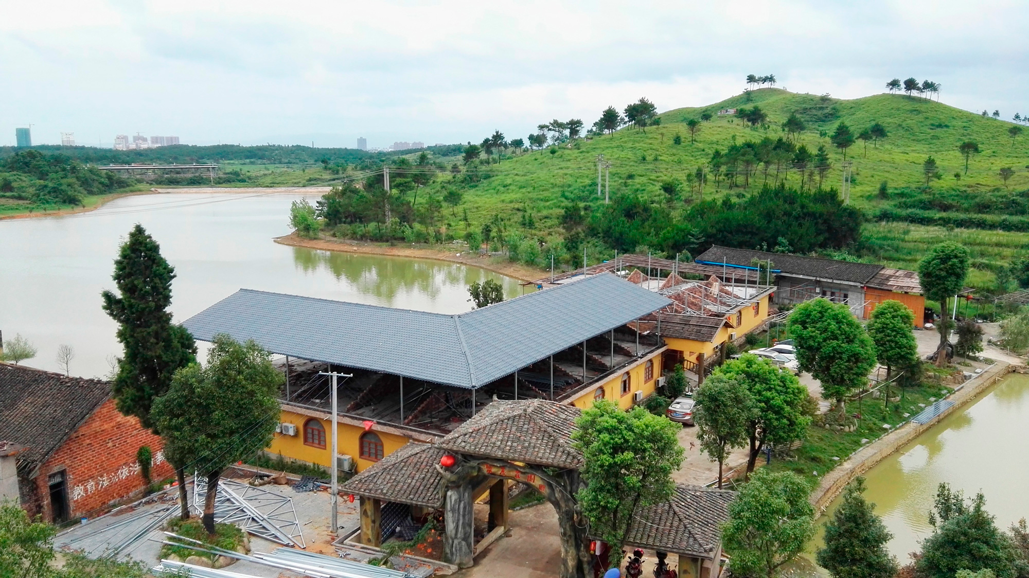 關(guān)于合成樹脂瓦行業(yè)的3大謠言，學(xué)到就是賺到！