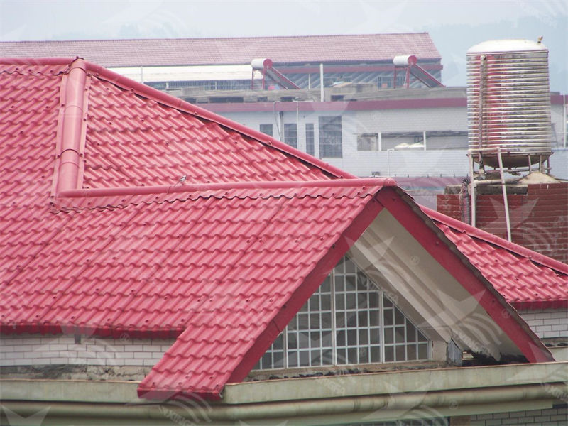 鄉(xiāng)村別墅的屋面新選擇——樹脂瓦，美觀實用的典范！